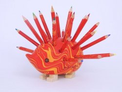 Koh-i-noor ježek malý s pastelkami červený MAGIC