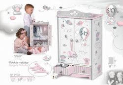 DeCuevas 54035 Dřevěná šatní skříň pro panenky se zásuvkami a doplňky - SKY 2019