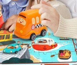 Puzzle Školní autobus, dřevěné s hračkou